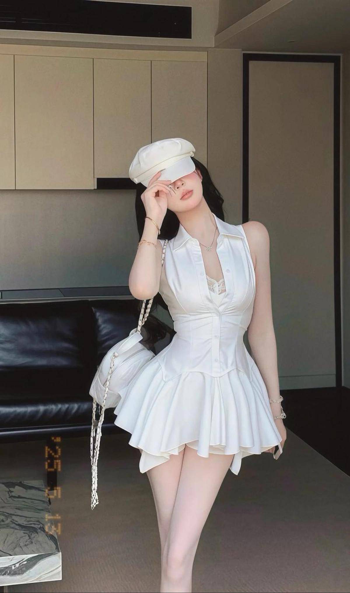 花板个性鲜明吸睛又时髦AG真人登录辣妹穿搭天(图2)