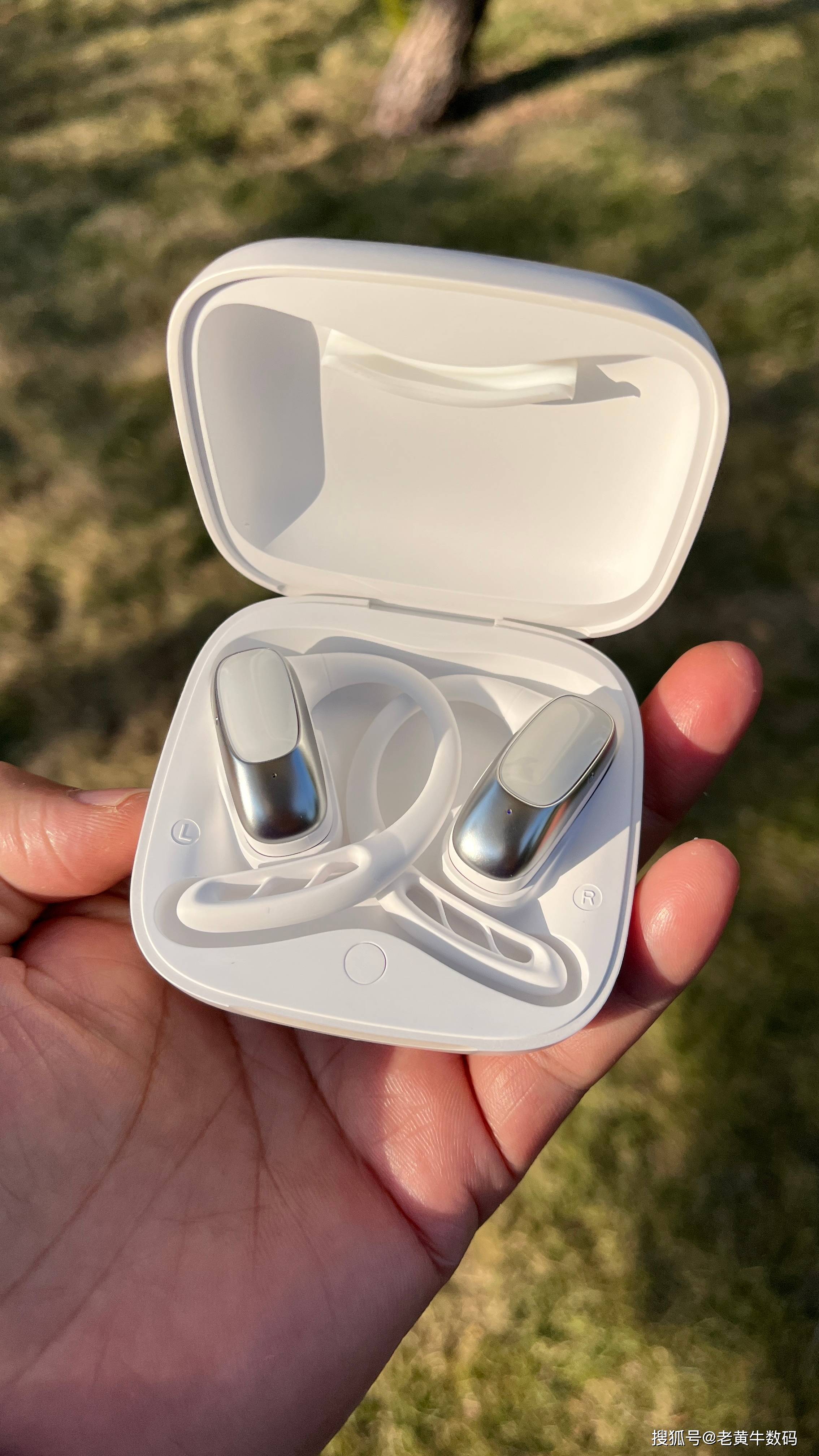 V21智能翻译耳机：国货科技赋能跨国出行新体验AG真人网站免签畅行俄罗斯BLINBLIN(图6)