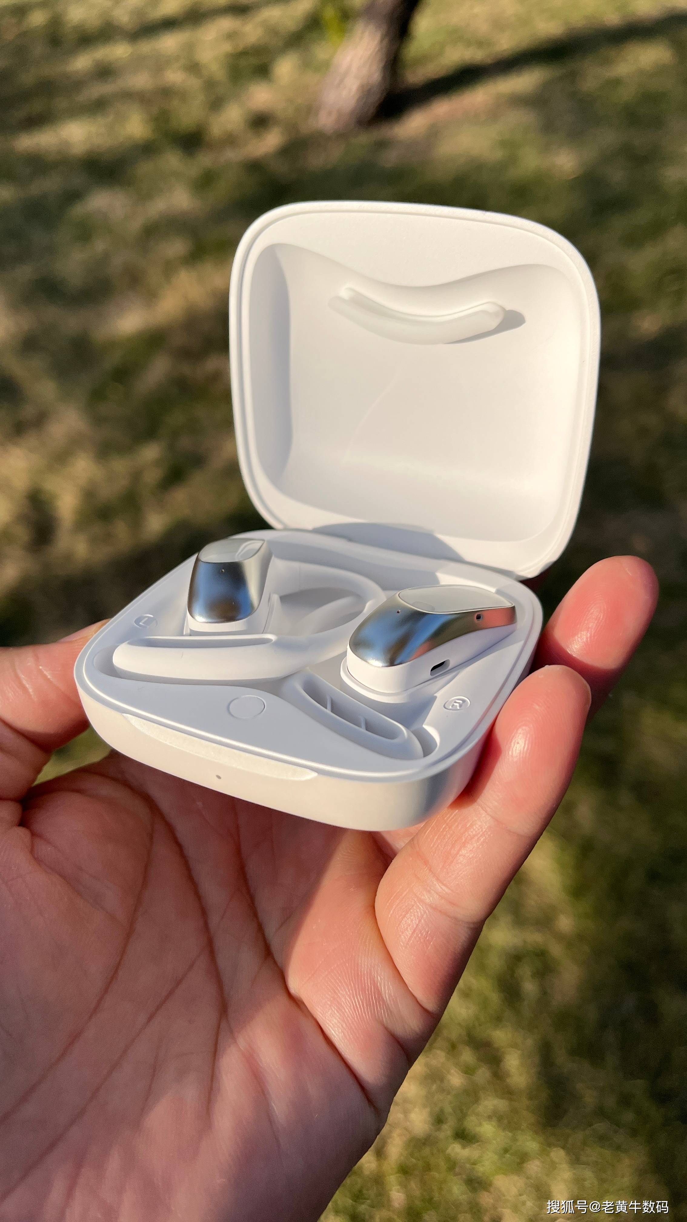 V21智能翻译耳机：国货科技赋能跨国出行新体验AG真人网站免签畅行俄罗斯BLINBLIN(图8)